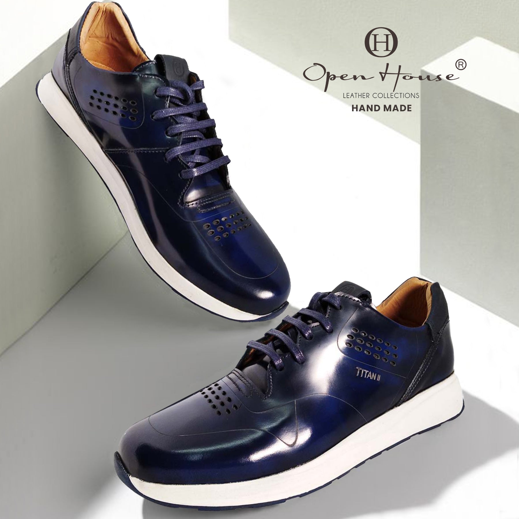 Titan Shine Sneaker